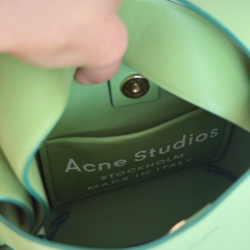 Acne Studios Micro Musubi Green Crossbody Bag - Picture 6 of 7